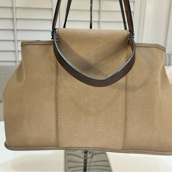 Hermes Tan Tote Bag Spacious Structured Design - Picture 12 of 16